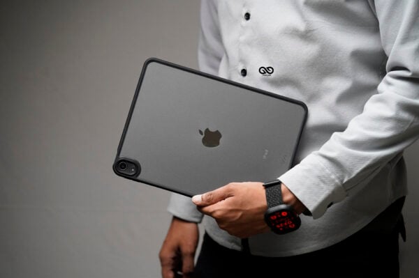 iPad Air 11th/5th/4th Gen 2025/2024/2022/2021/2020 Black Transparent Case 10.9 inch/M3,M2 Chip - Image 2