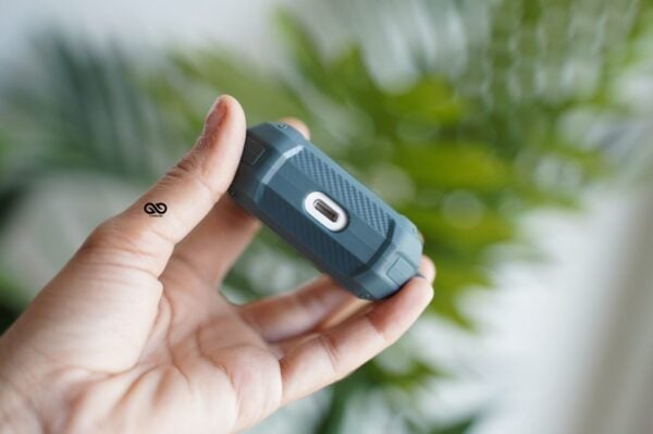 Midnight Green Armor Airpods Pro Case - Image 4