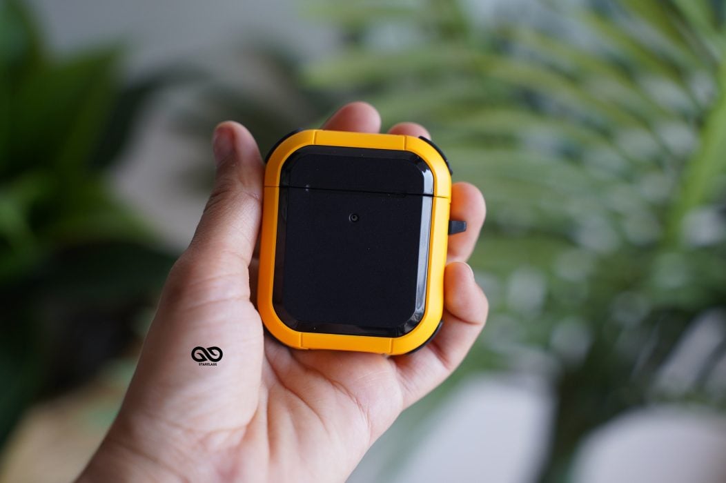 Yellow Defender Airpods 1/2 Case 5 Yellow Defender Airpods 1/2 Case - Image 5