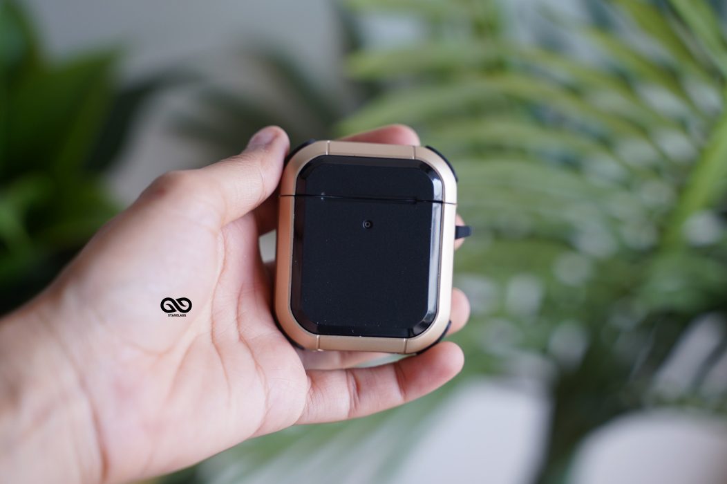 Gold Defender Airpods 1/2 Case 4 Gold Defender Airpods 1/2 Case - Image 4