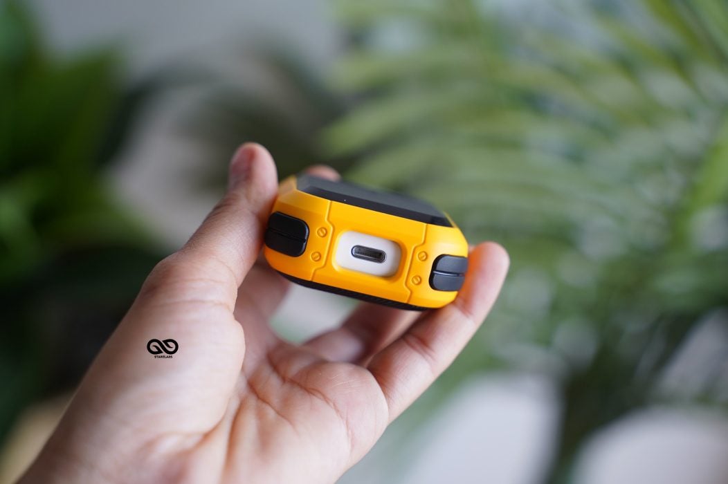 Yellow Defender Airpods 1/2 Case 6 Yellow Defender Airpods 1/2 Case - Image 6