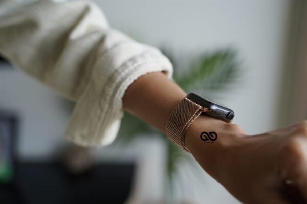 Milanese Magnetic Metal loop Strap Rose Gold For Apple Watch 44MM 45MM 46MM Series 4 5 6 7 8 9 10 SE SE 2 Gen - Image 5