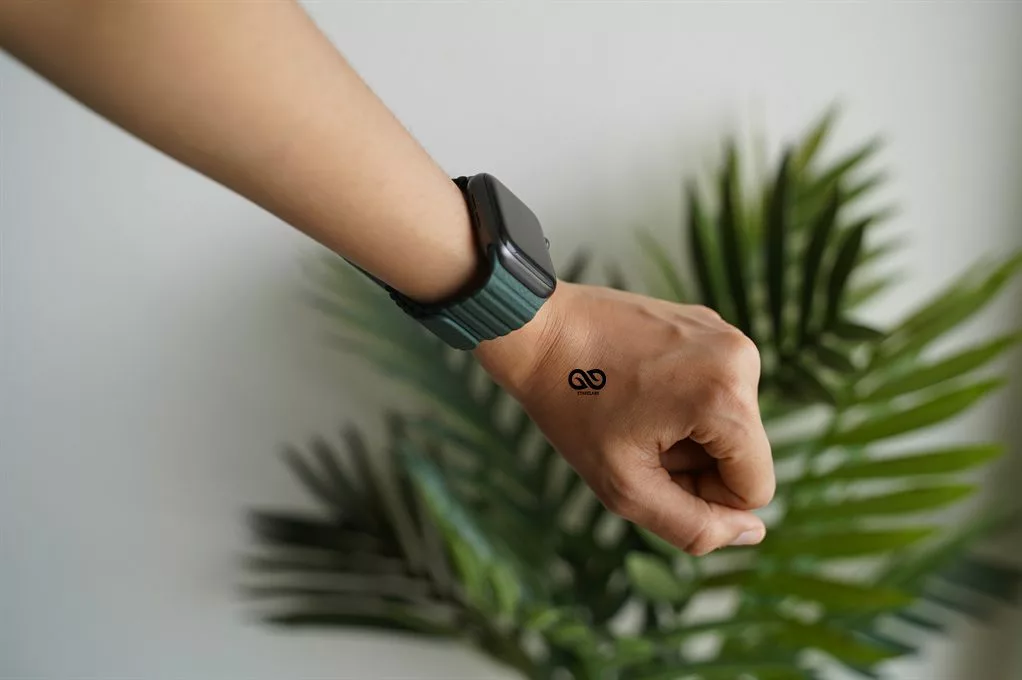 Pine Green Magnetic Leather Loop for Apple Watch 42MM 41MM 40MM Series 4 5 6 7 8 9 10 SE SE 2 Gen