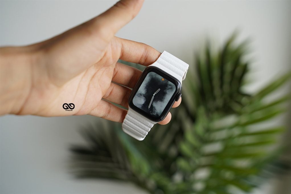 White Magnetic Leather Loop for Apple Watch 44MM 45MM 46MM Series 4 5 6 7 8 9 10 SE SE 2 Gen 24 White Magnetic Leather Loop for Apple Watch 44MM 45MM 46MM Series 4 5 6 7 8 9 10 SE SE 2 Gen