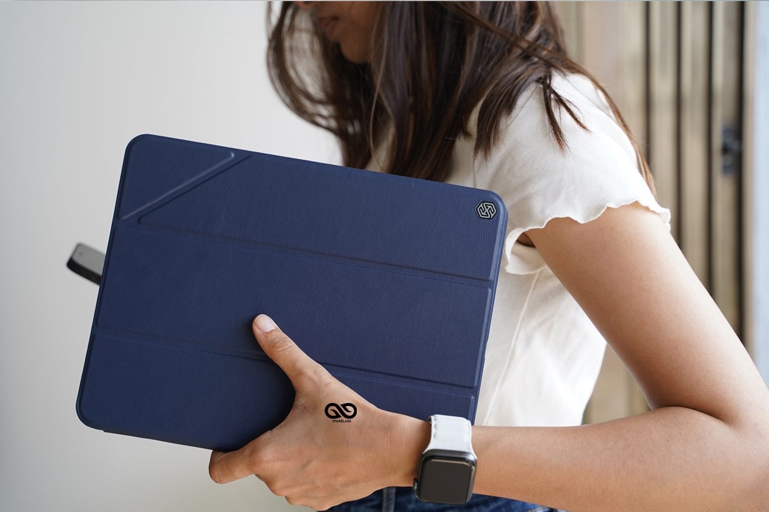 iPad 10.2 2019/2020 Blue Leather Case with transparent back 1 iPad 10.2 2019/2020 Blue Leather Case with transparent back