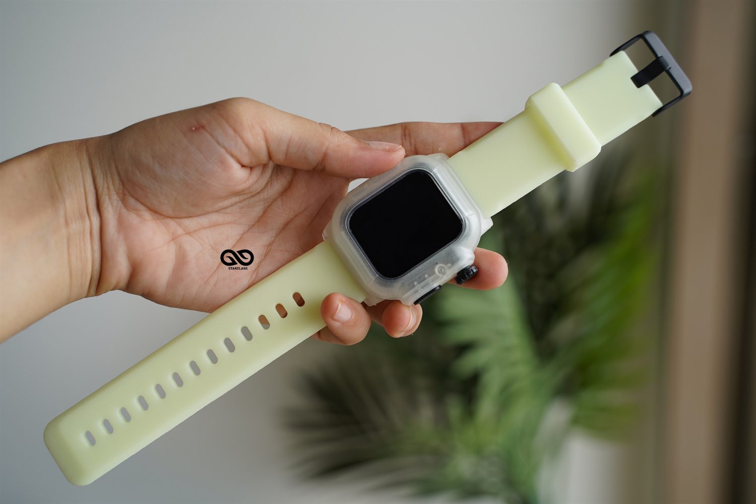 Catalyst glow in online the dark apple watch