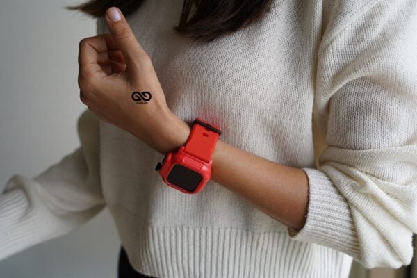 Waterproof silicone strap with bumper for 45mm Series 7 Series 8 And Series 9 - Image 3