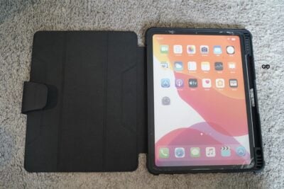 iPad Air 11 (M2 Chip) 2024, Air4/Air 5 (10.9 inch) 2020/2022 Black Bumper leather Case with transparent back and camera shutter