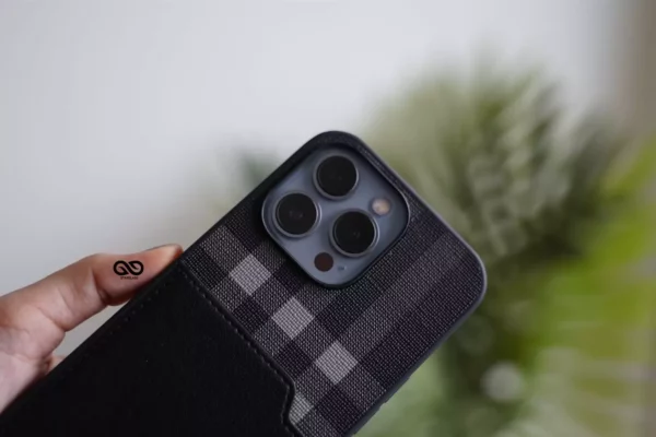 Chequered Leather Case with Card Slot - Image 5