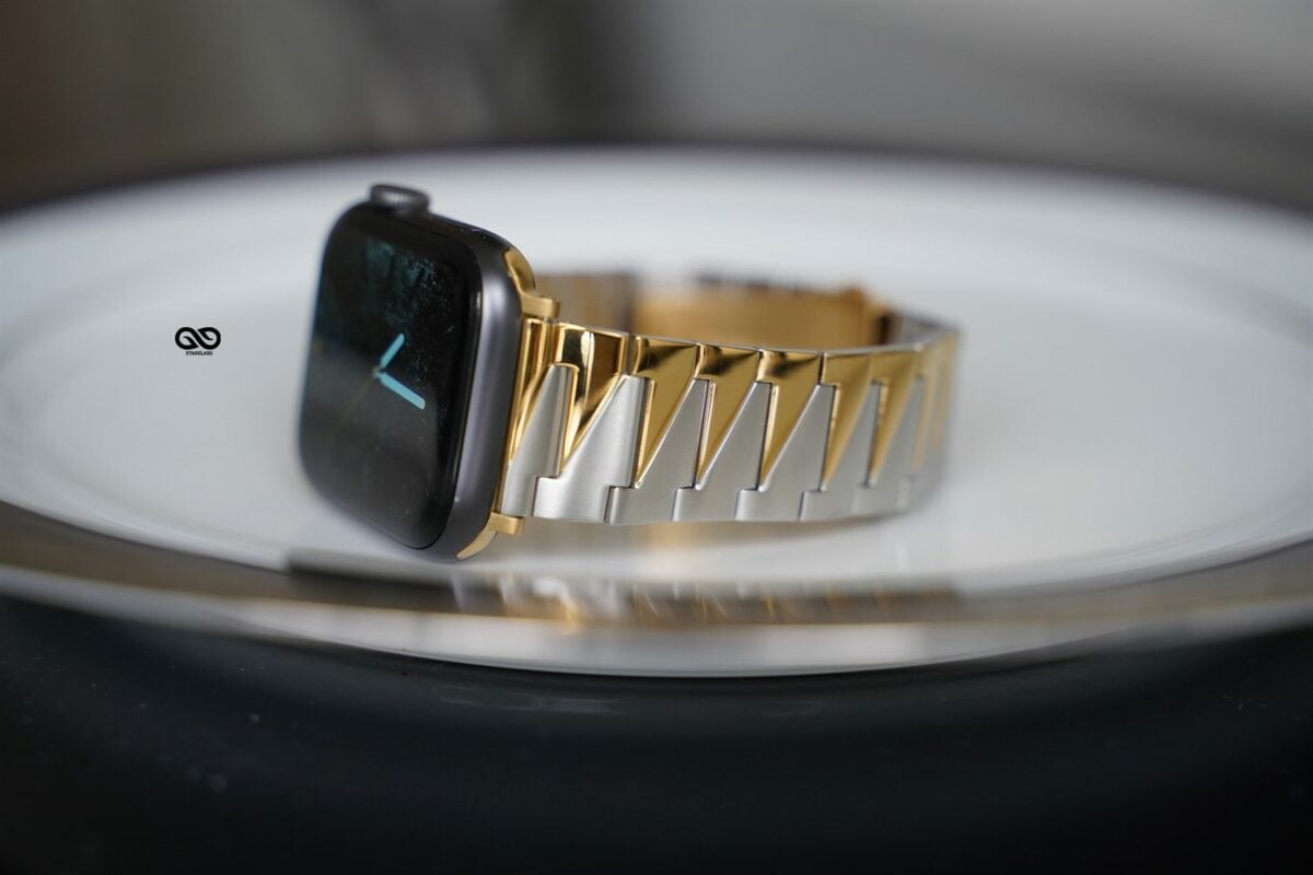 Gold Silver Glossy Matte Link Strap For Apple Watch 44MM 45MM 46MM Series 4 5 6 7 8 9 10 SE SE 2 Gen 22 Gold Silver Glossy Matte Link Strap For Apple Watch 44MM 45MM 46MM Series 4 5 6 7 8 9 10 SE SE 2 Gen