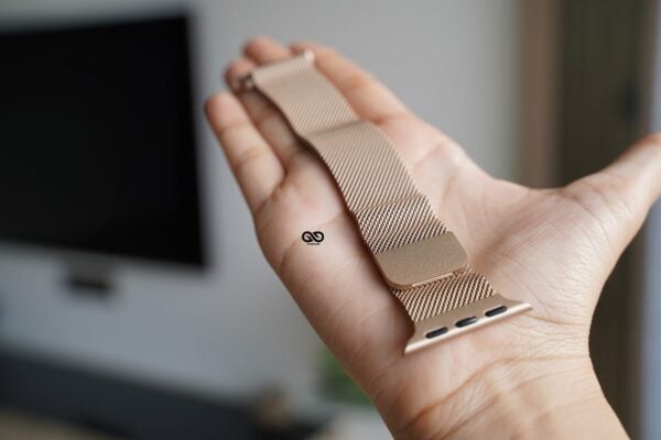 Milanese Magnetic Metal Loop For Apple Watch 49 MM Series Ultra/Ultra 2 - Image 12