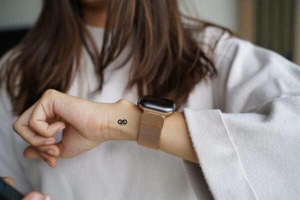 Milanese Magnetic Metal Loop strap for Apple Watch 42MM 41MM 40MM Series 4 5 6 7 8 9 10 SE SE 2 Gen - Image 46