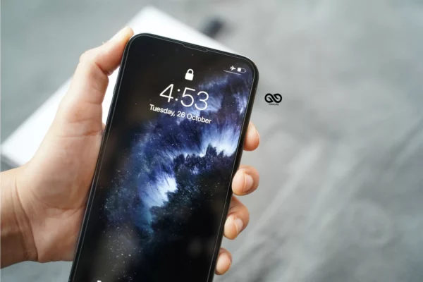 Case Friendly 0.3 mm Tempered Glass - Image 9