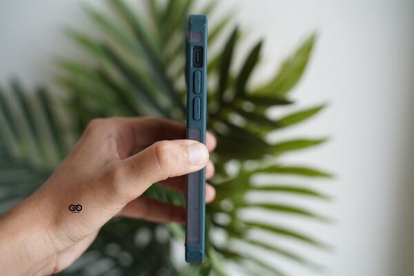 Pine Green Slim Armor Matte Case for iPhone 13 Mini - Image 9