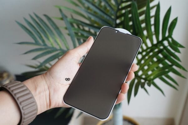 Privacy Tempered Glass For iPhone 13 Pro - Image 16
