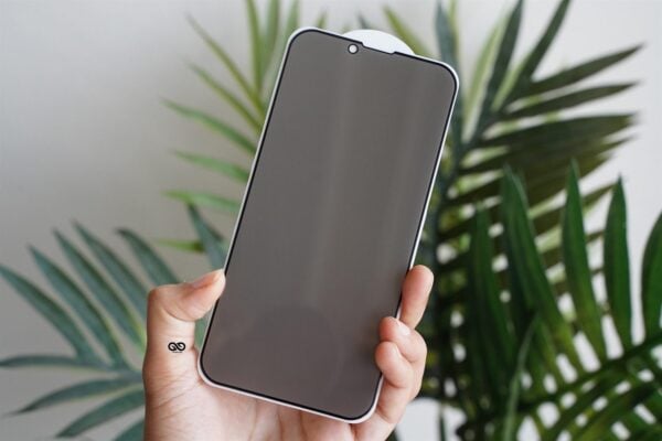 Privacy Tempered Glass For iPhone 13 Pro - Image 9