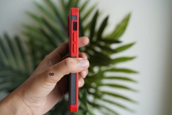Red Slim Armor Matte Case for iPhone 13 Mini - Image 6