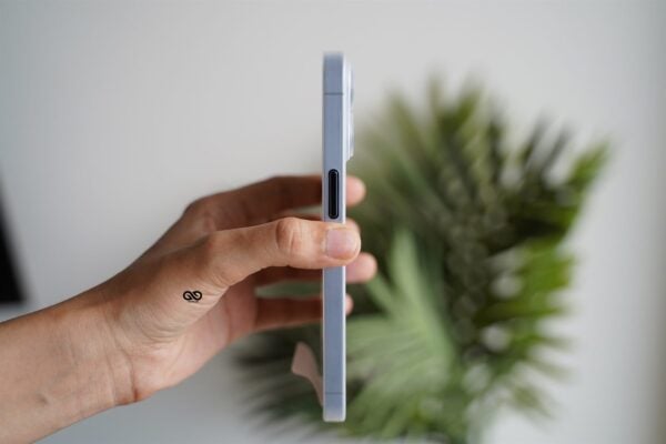 Frosted White Ultra Thin Slim Case for iPhone 13 Pro - Image 12