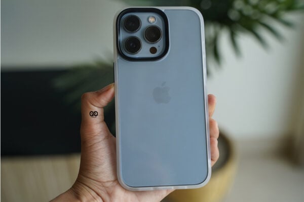 Frosted White Drop Proof Transparent Sleek Case For iPhone 13 Pro