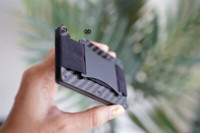 Minimal Card Holder with Cash Strap