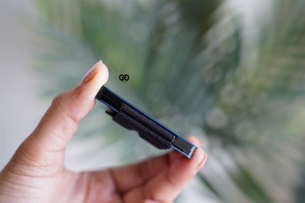 Minimal Card Holder with Cash Strap - Image 28