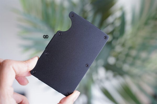 Minimal Card Holder with Cash Strap - Image 4