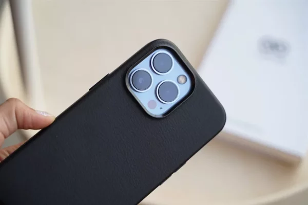 Grainy Textured Vegan Leather Case for iPhone 13 Pro - Image 33