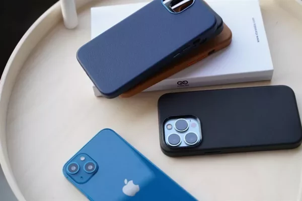 Grainy Textured Vegan Leather Case for iPhone 13 Pro - Image 36