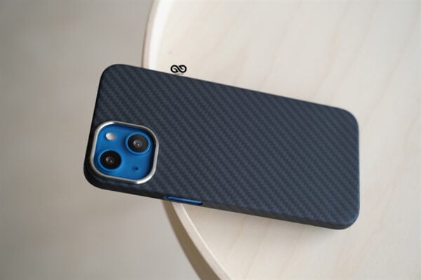 Real Aramid Carbon Fiber Case for iPhone 13 Mini - Image 9