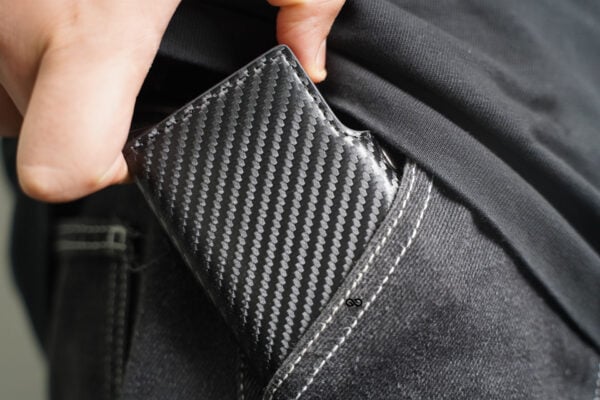 Carbon Fiber Leather Card and Cash Holder - Image 4