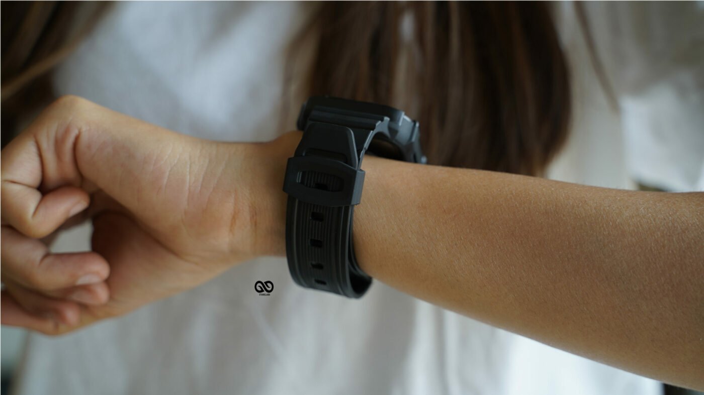 Rugged Protective Bumper with Band