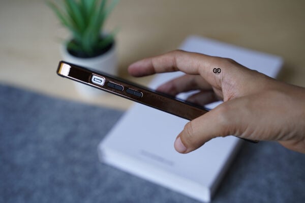 Dual Hybrid Case With Chrome Edges - Image 9