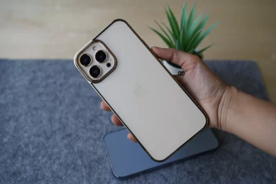 Hard Case with Colored Border