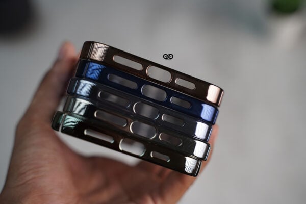 Hard Case with Colored Border - Image 308