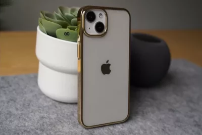 Hard Case with Colored Border