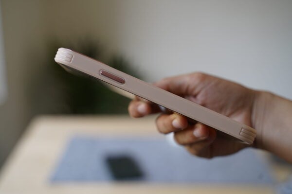 Transparent Case with Colored Border and Camera Lens Protector - Image 103