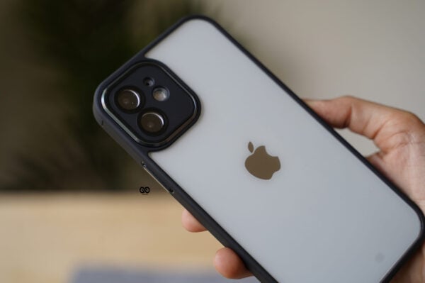 Transparent Case with Colored Border and Camera Lens Protector - Image 12