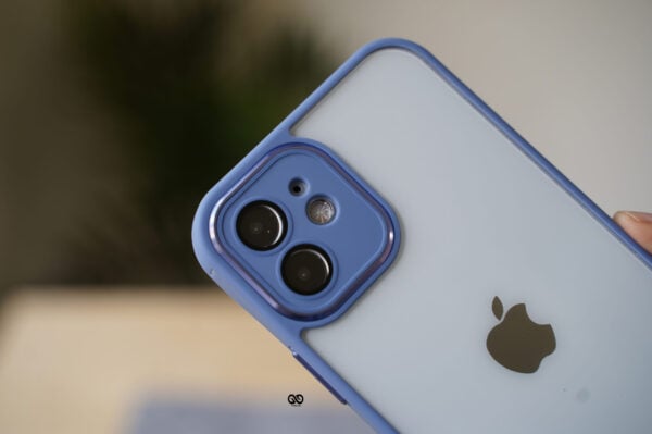 Transparent Case with Colored Border and Camera Lens Protector - Image 15