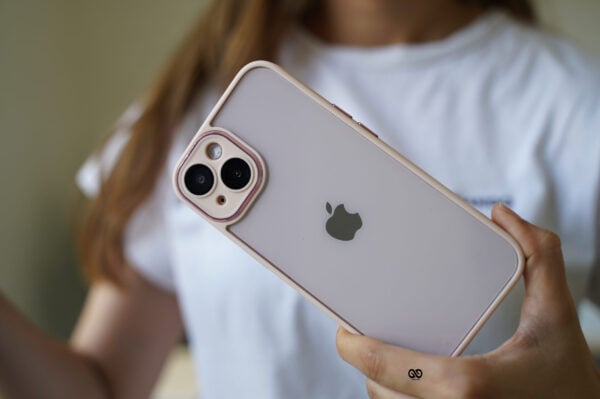 Transparent Case with Colored Border and Camera Lens Protector - Image 19