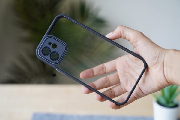 Transparent Case with Colored Border and Camera Lens Protector - Image 23