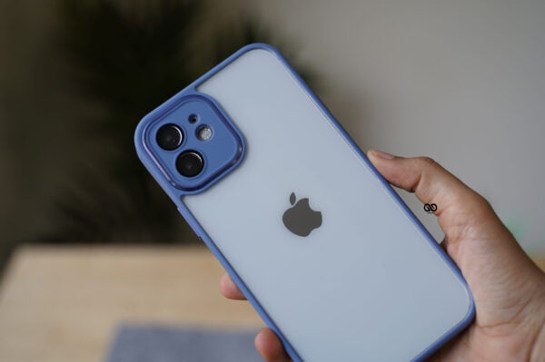 Transparent Case with Colored Border and Camera Lens Protector - Image 31