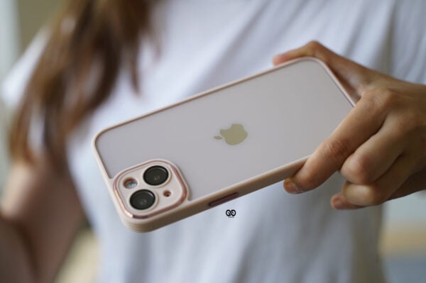 Transparent Case with Colored Border and Camera Lens Protector - Image 33