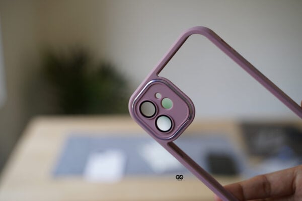 Transparent Case with Colored Border and Camera Lens Protector - Image 5