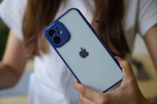 Transparent Case with Colored Border and Camera Lens Protector - Image 58