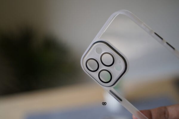 Transparent Case with Colored Border and Camera Lens Protector - Image 78