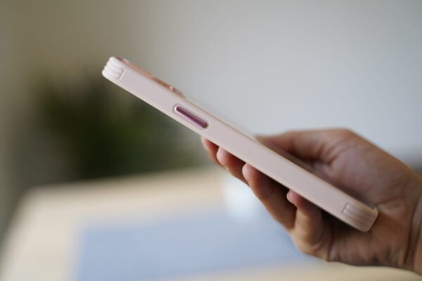 Transparent Case with Colored Border and Camera Lens Protector - Image 94