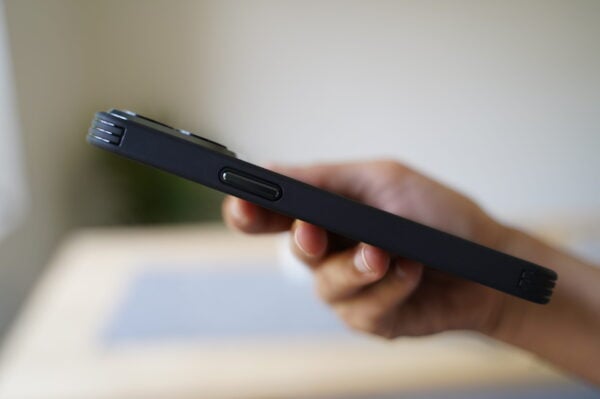 Transparent Case with Colored Border and Camera Lens Protector - Image 99