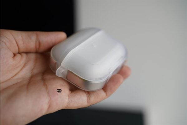 Rugged Translucent Airpods Pro Case - Image 16