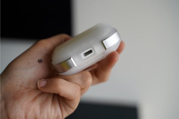 Rugged Translucent Airpods Pro Case - Image 18