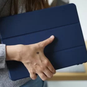 Ultra Hybrid iPad Case